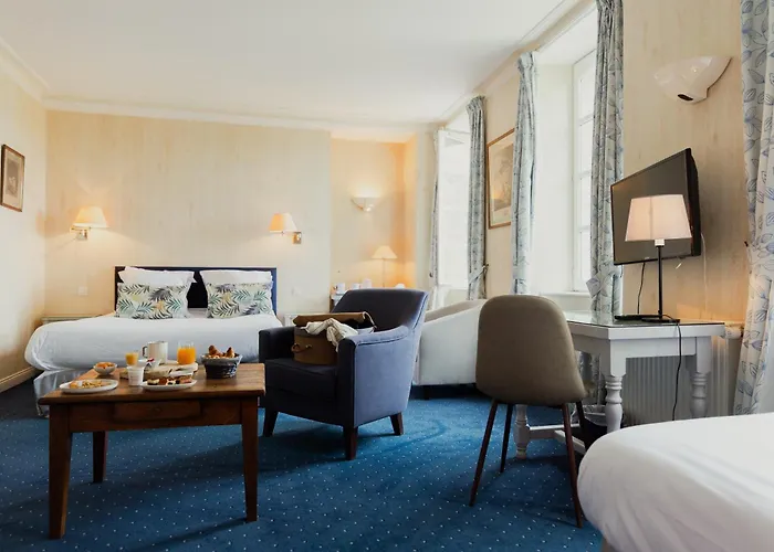 Hotel Le D\'Avaugour